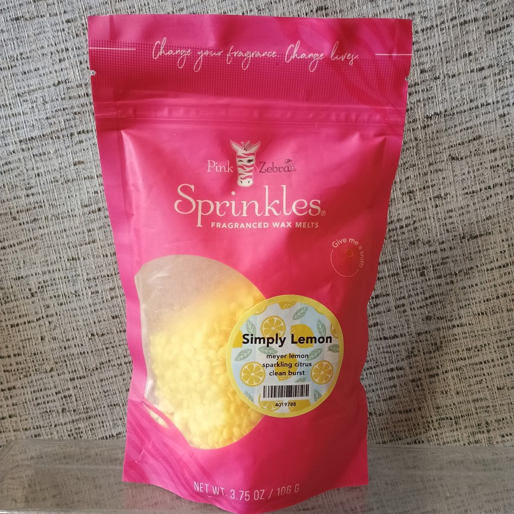 Pink Zebra Sprinkles Fragranced Wax Melts Simply Lemon 3.75oz Soy Wax 4019788